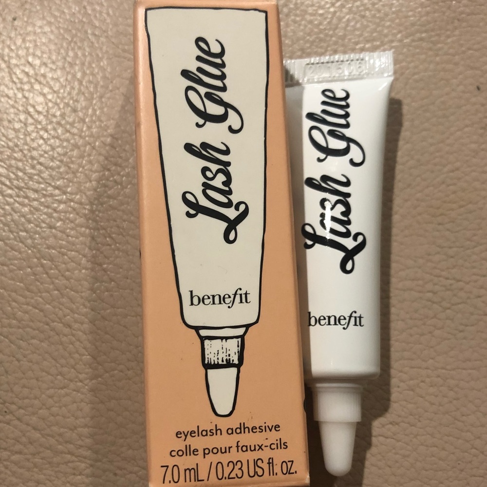 Benefit clear lash glue
